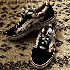 Girls Old Skool Vans EUC hardly worn